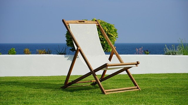 deck-chair-1437164_640 leżaki reklamowe